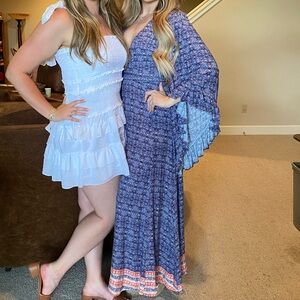 Bell Sleeve Patterned V Neck‎ Maxi Dress